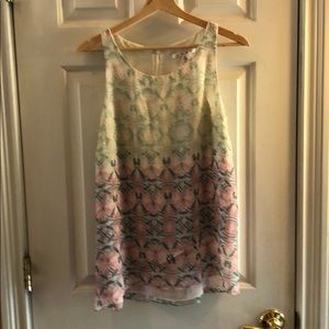 Women’s sleeveless blouse tunic